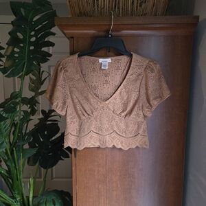 URBAN Romantics Camel Brown Lace Pattern Crop Top Size Large